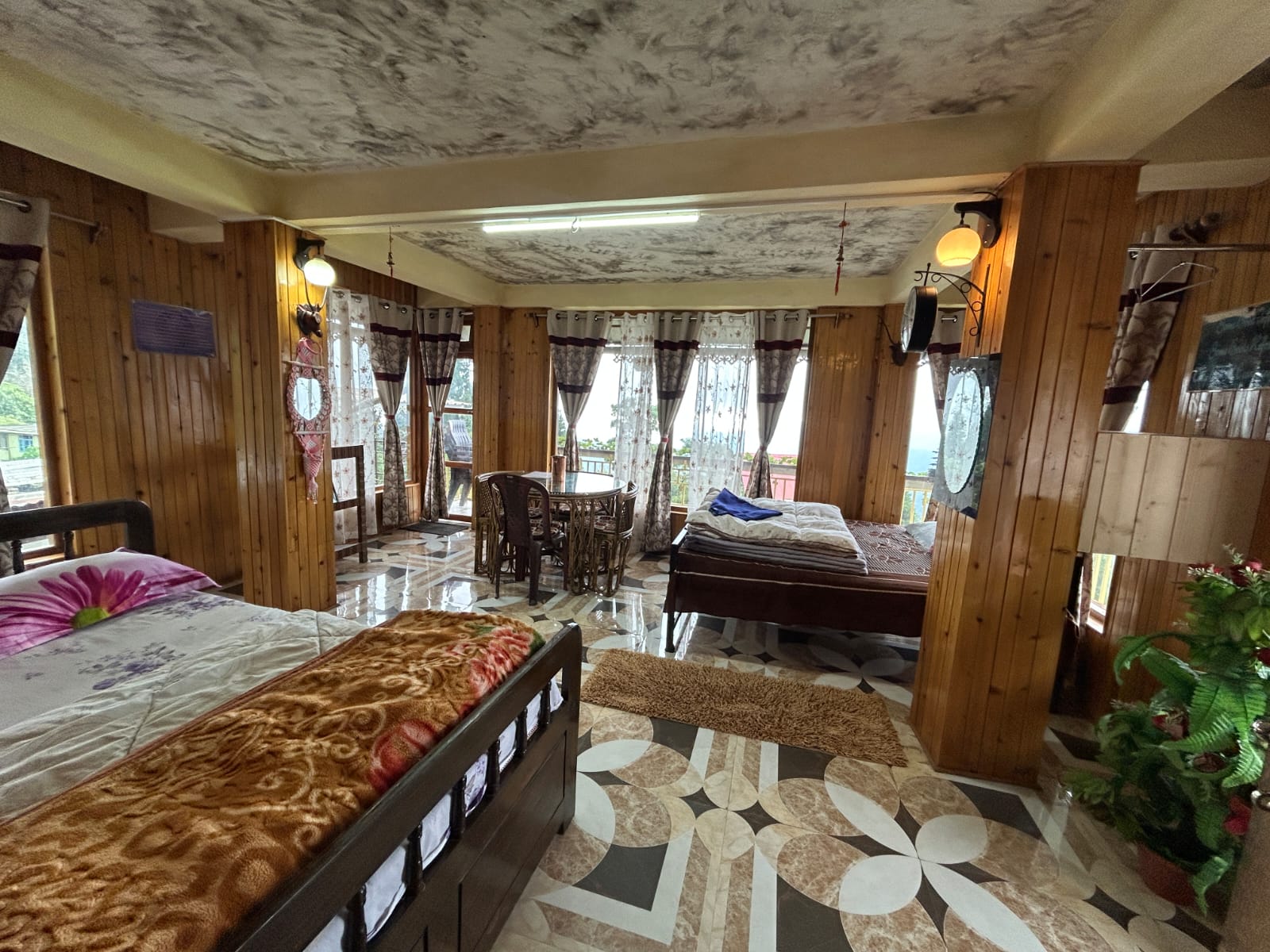 f50c82ba-38a0-4aff-98c8-afdfc4c54f8a